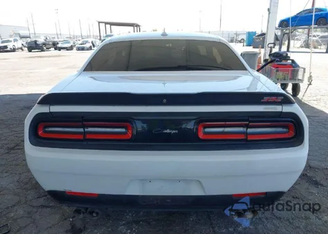 2015 Dodge Challenger R/T Scat Pack z USA, uszkodzony, nr VIN 2C3CDZFJ3FH769834